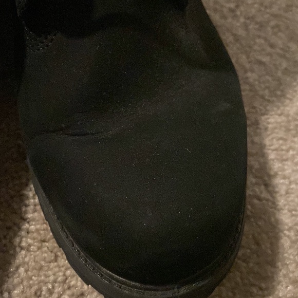 Timberland Suede black boots! main image 4